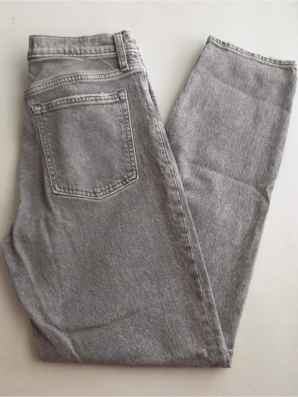 Abercrombie & Fitch The Mom High Rise Jeans Womens Size 28/6 Gray Denim Casual